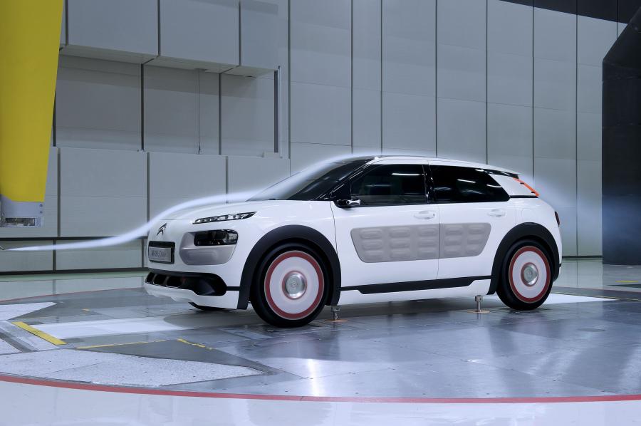  Citroen C4 Cactus Airflow 2L Concept 2014 года  (фото 18 из 28)